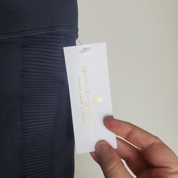 NWT Spiritual Gangster X Soulcycle Ribbed High Waist Bike Shorts Dark Gray M/L - Picture 13 of 13